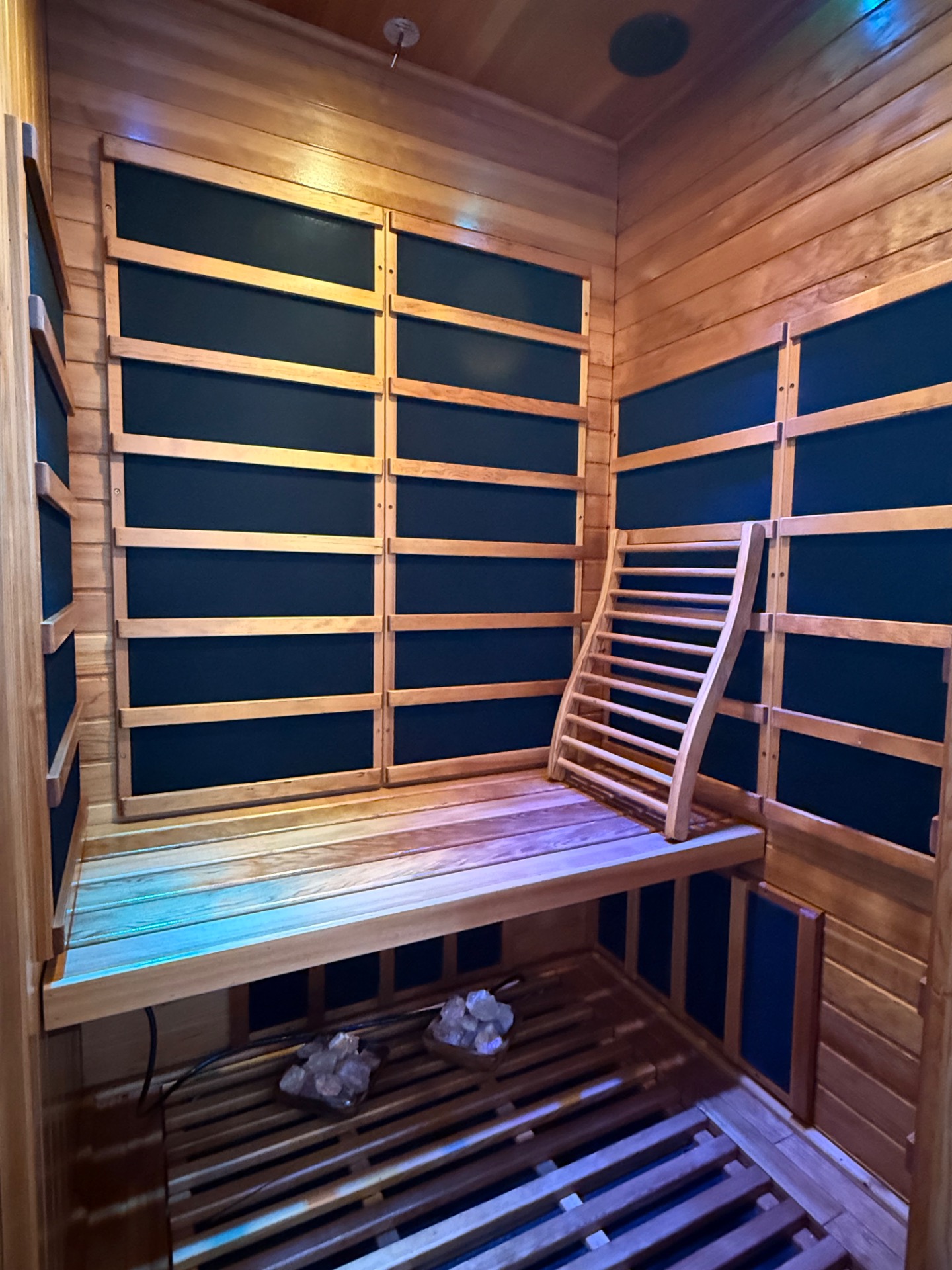 ⏳ infrasauna se solnými kameny